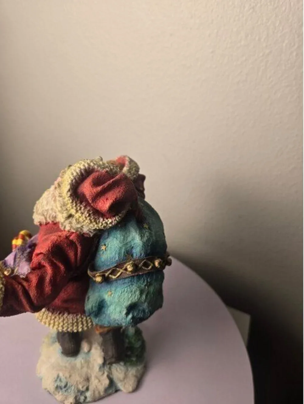 Vintage 1991 The Hamilton Collection International Santa Claus Figurine W/ Bell